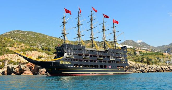 Legend Big Kral Piratenschiff: Familienkreuzfahrt in Side, Türkei