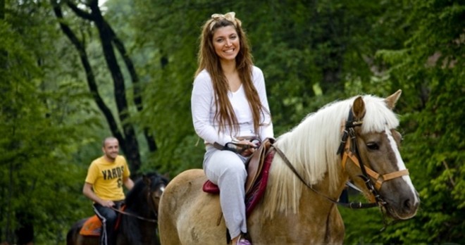 Side Horse Safari – Familienfreundliches Abenteuer & Naturritt