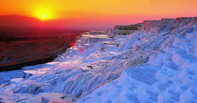 Salda-See & Pamukkale-Tour – Türkische Malediven & Baumwollburg